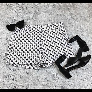 🐳 NWT! Vineyard Vines Tiny Boat Printed Short